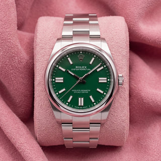 Rolex Oyster Perpetual 41 134300 with green dial, smooth bezel and Oyster bracelet