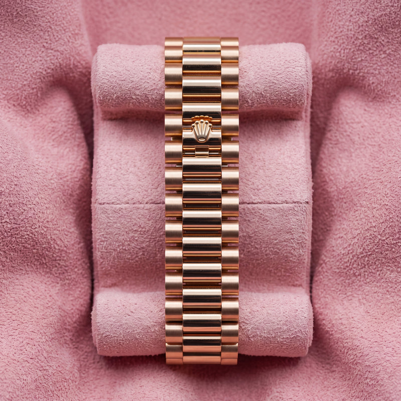 Yellow gold President bracelet and Rolex clasp on the Day-Date 40 228238