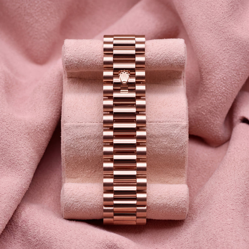 Rose gold bracelet and Rolex clasp on a Day-Date 40