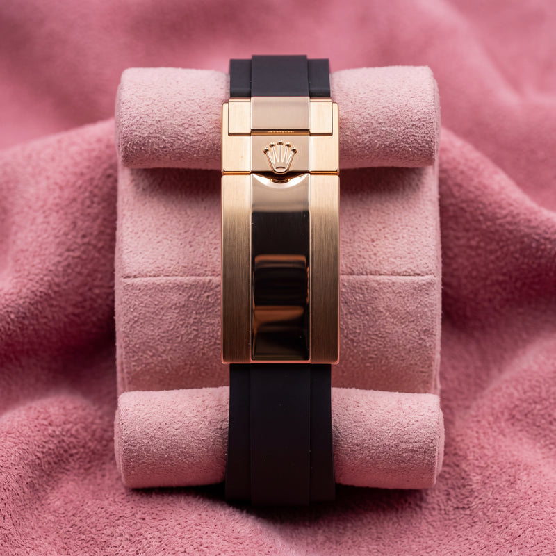 Black Oysterflex bracelet and rose gold clasp on a Rolex Daytona 126515LN